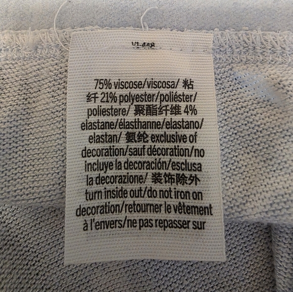 PINK Victoria's Secret Pajama Bottoms - Light Blue Snowflake - Picture 12 of 12